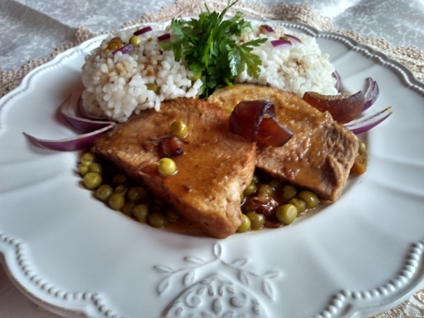 Bravčová krkovička na víne a hrášku (fotorecept) - obrázok 9