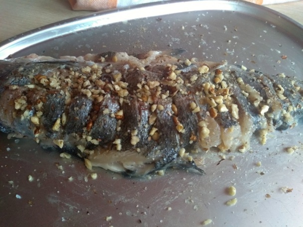 Pečený pstruh na masle s orechovou kôrkou (fotorecept) - obrázok 3