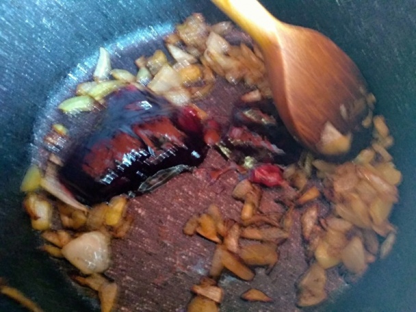 Hovädzí plátok na drienkovom lekvári a bielom víne (fotorecept) - obrázok 5