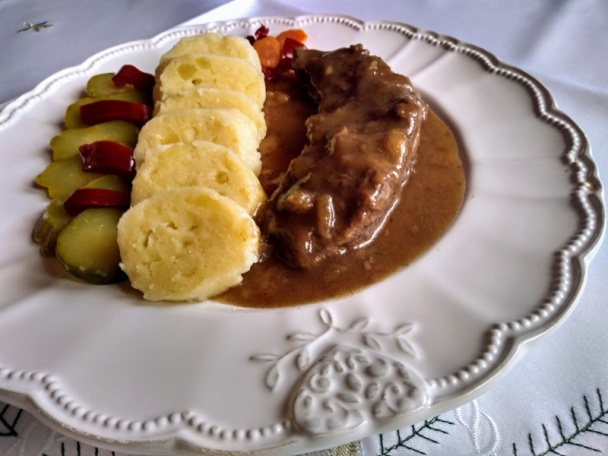 Hovädzí plátok na drienkovom lekvári a bielom víne (fotorecept) - obrázok 10