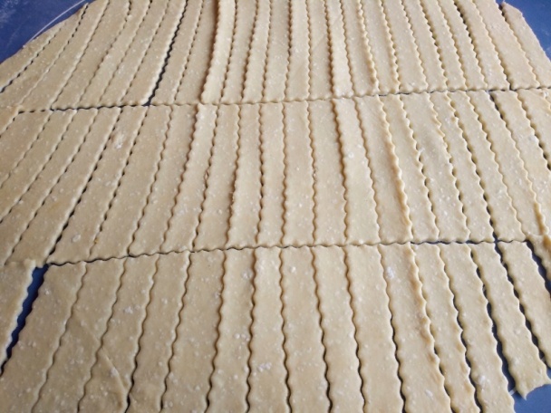 Tvarohové slané chrumkanie nielen na silvestrovskú noc (fotorecept) - obrázok 3