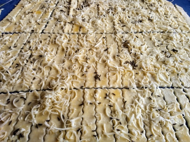 Tvarohové slané chrumkanie nielen na silvestrovskú noc (fotorecept) - obrázok 6