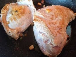 Bravčová podbrušina s hubovou plnkou so saturejkou (fotorecept) - obrázok 9