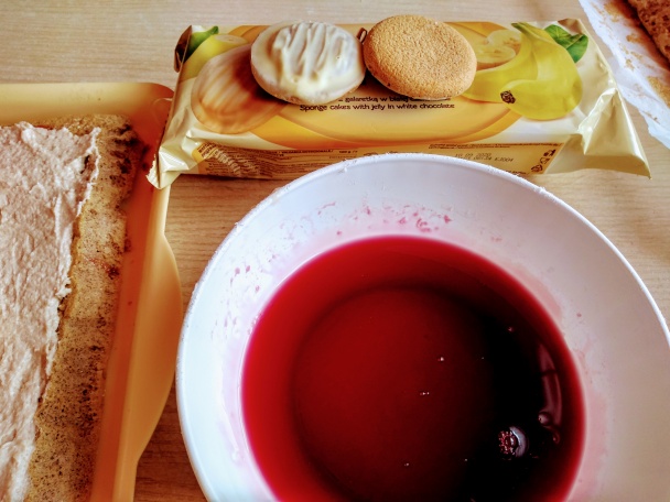 Škoricové rezy so želé piškótami v bielej čokoláde (fotorecept) - obrázok 8