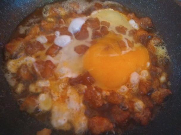 Šošovicový prívarok s oškvarkovým volským okom (fotorecept) - obrázok 8