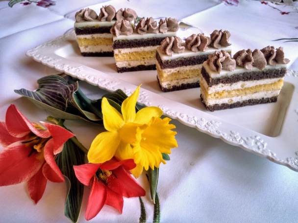 Orechové rezy s višňovým likérom (fotorecept) - obrázok 15