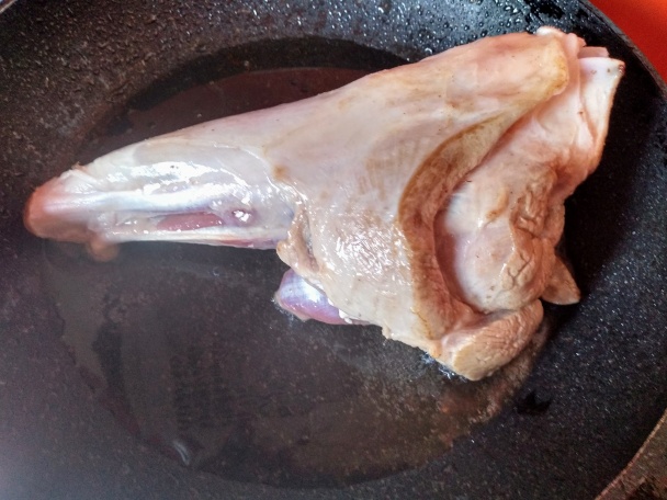 Dusené jahňacie kolienko so saturejkou (fotorecept) - obrázok 2