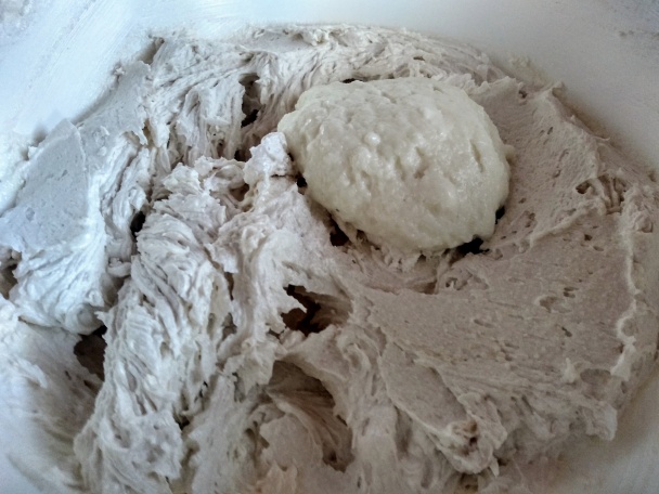 Piškótové rezy s venčekmi v makovom kréme (fotorecept) - obrázok 4