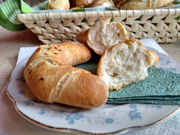 Chrumkavé domáce rožky s rascou (fotorecept) - obrázok 12