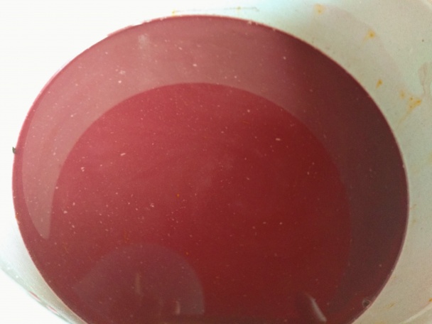 Piškótová roláda s vínovým krémom a sedmokráskami (fotorecept)  - obrázok 4