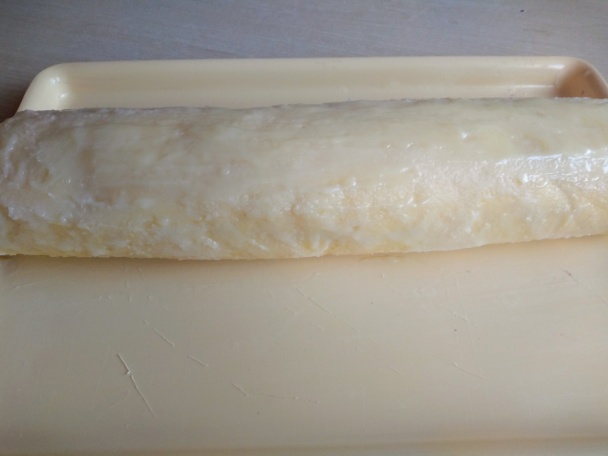 Piškótová roláda s vínovým krémom a sedmokráskami (fotorecept)  - obrázok 10