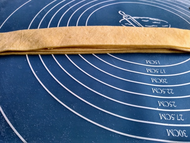 Domáce kapustové cestoviny s oškvarkovými drobencami (fotorecept) - obrázok 4