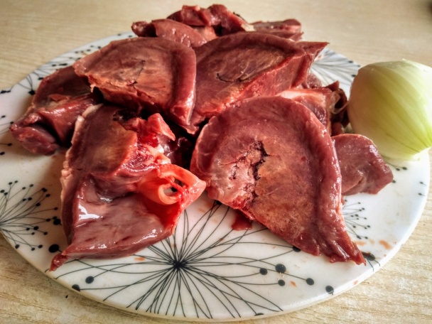 Bravčové srdce na cibuľke s horčicou (fotorecept) - obrázok 3