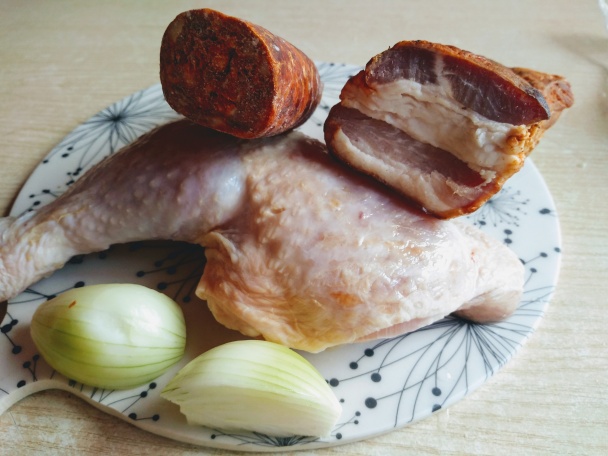 Pod kožou plnené pečené kuracie stehno s ríbezľovým prelivom (fotorecept) - obrázok 2