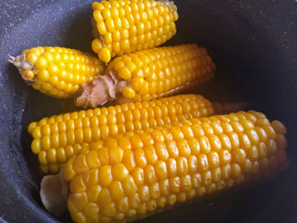 Pečené kačacie stehno s kukuricou a lokšami (fotorecept) - obrázok 7