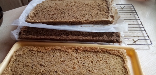 Kávové rezy s drienkovým lekvárom (fotorecept) - obrázok 2