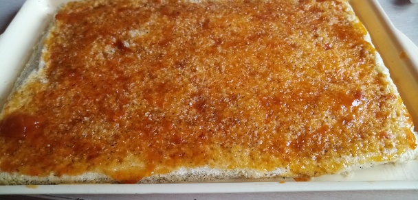 Makovo-čučoriedkové rezy so želé piškótami (fotorecept) - obrázok 3