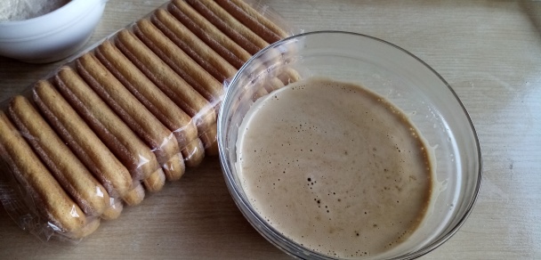 Orechové rezy s vínovým krémom (fotorecept) - obrázok 4