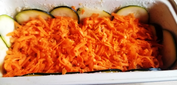 Zapekaná cuketa s mäsom a mrkvou (fotorecept) - obrázok 9