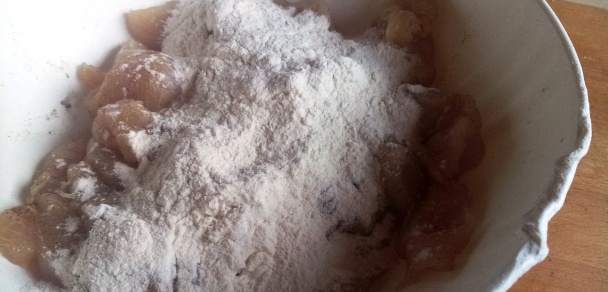 Kuracie kúsky v jogurtovo-cesnakovom cestíčku (fotorecept) - obrázok 6