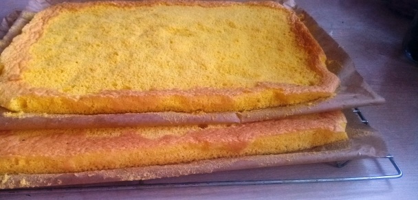 Krémové rezy so želé piškótami a s medovinou (fotorecept) - obrázok 4