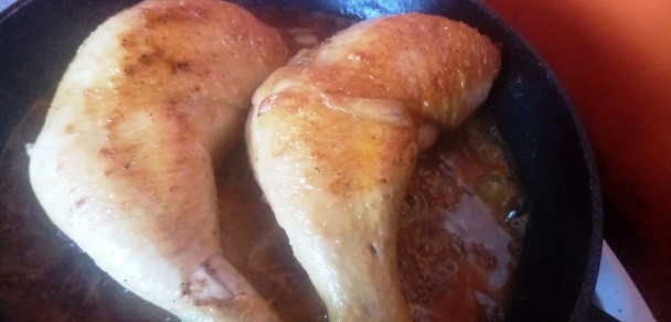Sušenými paradajkami plnené kuracie stehná s višňovým likérom (fotorecept) - obrázok 12