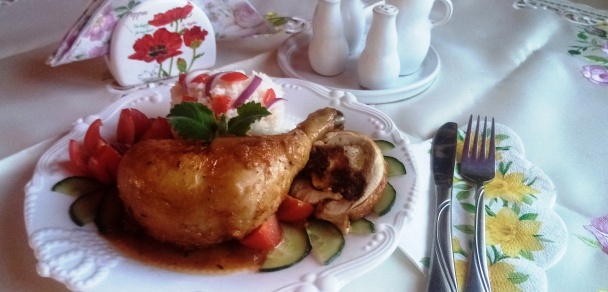 Sušenými paradajkami plnené kuracie stehná s višňovým likérom (fotorecept) - obrázok 15
