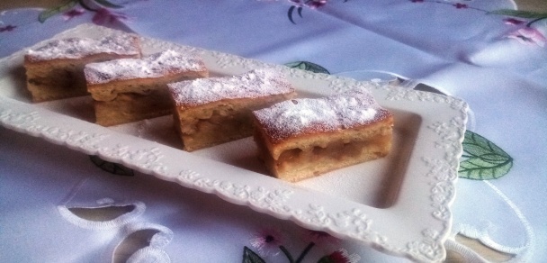 Krehký jogurtový koláč s jablkami (fotorecept) - obrázok 13