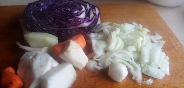 Hovädzie kocky v červenej kapuste (fotorecept) - obrázok 3