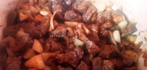 Hovädzie kocky v červenej kapuste (fotorecept) - obrázok 9