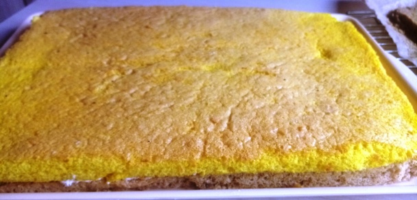 Škoricovo-citrónové rezy s vínovým krémom (fotorecept) - obrázok 9