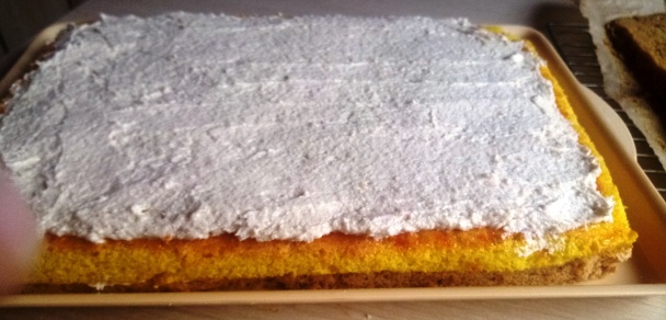 Škoricovo-citrónové rezy s vínovým krémom (fotorecept) - obrázok 11