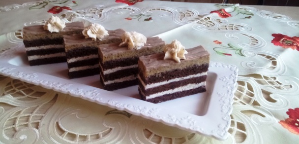 Kakaovo-orechové rezy s rumom (fotorecept) - obrázok 14