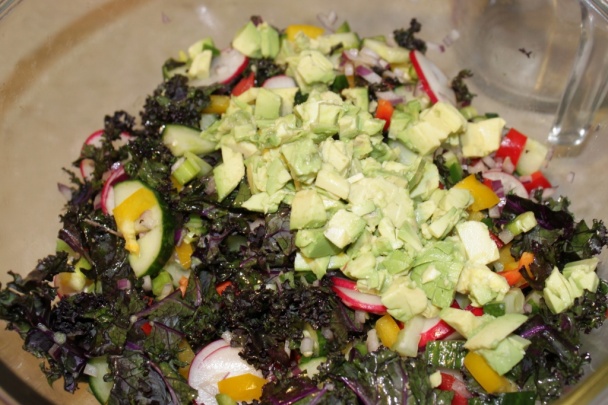 Šalát z listov kučeraveho kelu - obrázok 2