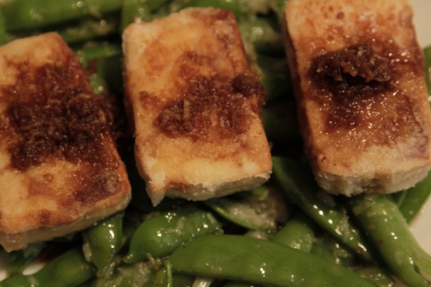 Chrumkavé tofu s ostrou sójovou omáčkou - obrázok 6