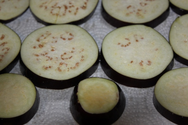 Baklažánovo-hubový stroganov (fotorecept) - obrázok 1