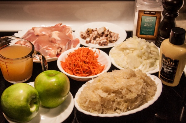 Kuracie mäso na kyslej kapuste (fotorecept) - obrázok 1