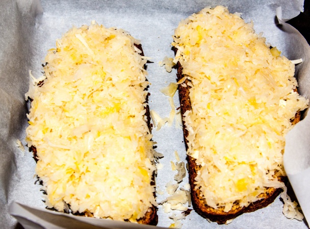 Zapekaná hrianka s kyslou kapustou (fotorecept) - obrázok 4