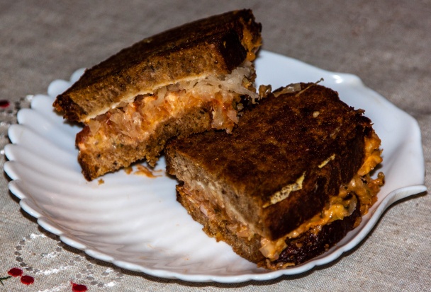 Zapekaná hrianka s kyslou kapustou (fotorecept) - obrázok 8