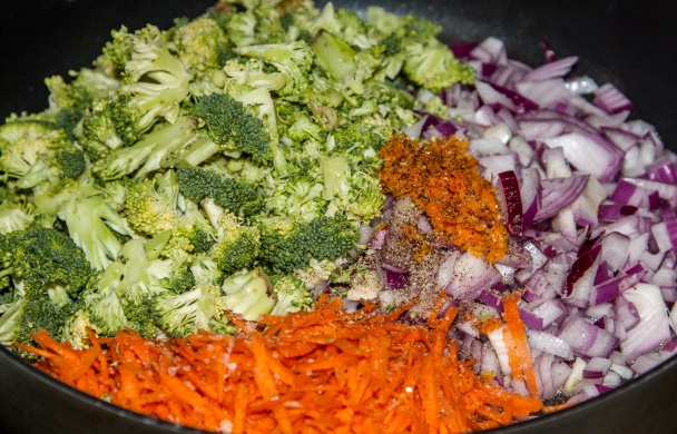 Pomarančová quinoa s brokolicou a mrkvou (fotorecept) - obrázok 1