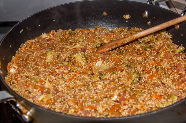 Pomarančová quinoa s brokolicou a mrkvou (fotorecept) - obrázok 3