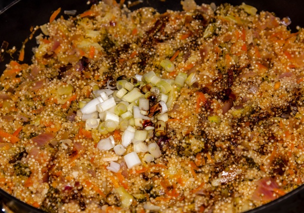 Pomarančová quinoa s brokolicou a mrkvou (fotorecept) - obrázok 4