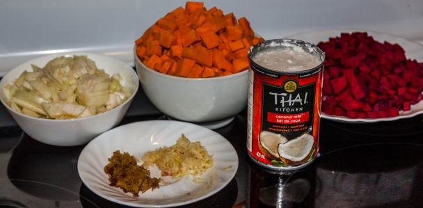 Cviklovo-zázvorová polievka s kokosovým mliekom (fotorecept) - obrázok 1