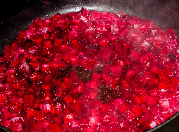 Cviklová polievka s jablkom a chrenom (fotorecept) - obrázok 5