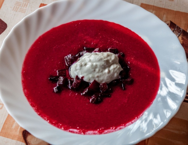 Cviklová polievka s jablkom a chrenom (fotorecept) - obrázok 6