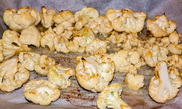 Pikantný karfiol s omáčkou z plesňového syra (fotorecept) - obrázok 5