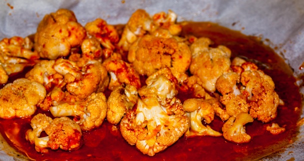 Pikantný karfiol s omáčkou z plesňového syra (fotorecept) - obrázok 6