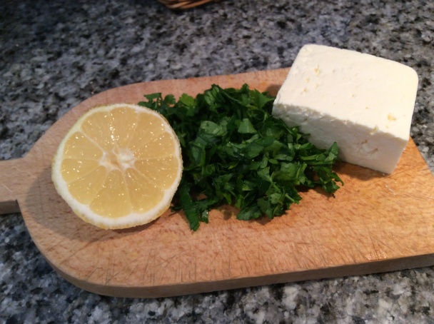 Kuskus šalát s cukinou a fetou (fotorecept) - obrázok 4