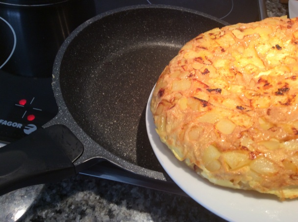 Tortilla de patatas - zemiaková placka po španielsky (fotorecept) - obrázok 8
