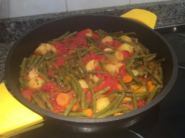 Fasolakia - zelené fazuľky po grécky (fotorecept) - obrázok 5